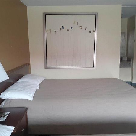 Holiday Lodge Virginia Pearisburg エクステリア 写真