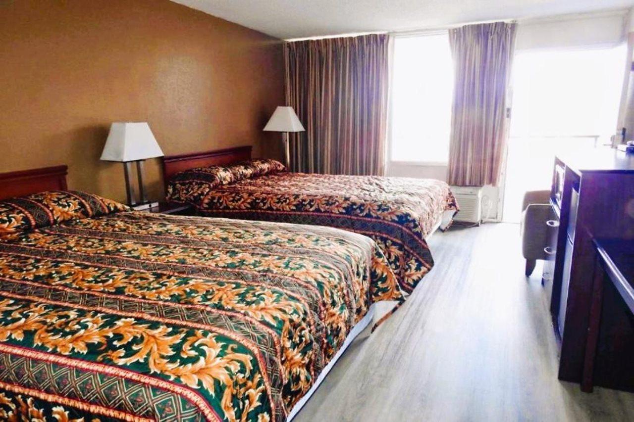 Holiday Lodge Virginia Pearisburg エクステリア 写真