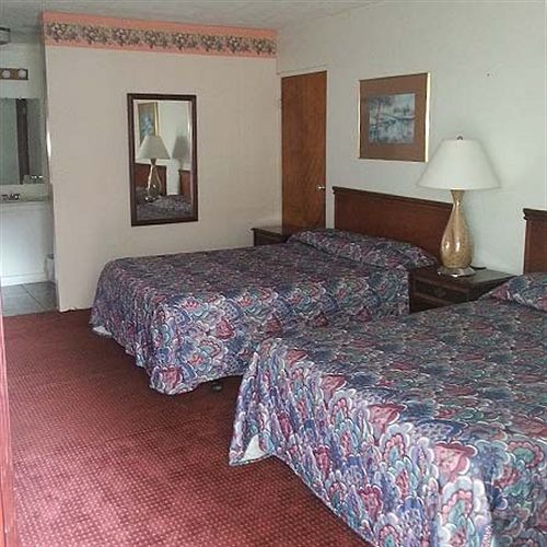 Holiday Lodge Virginia Pearisburg エクステリア 写真