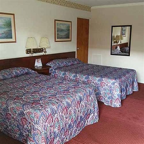 Holiday Lodge Virginia Pearisburg エクステリア 写真